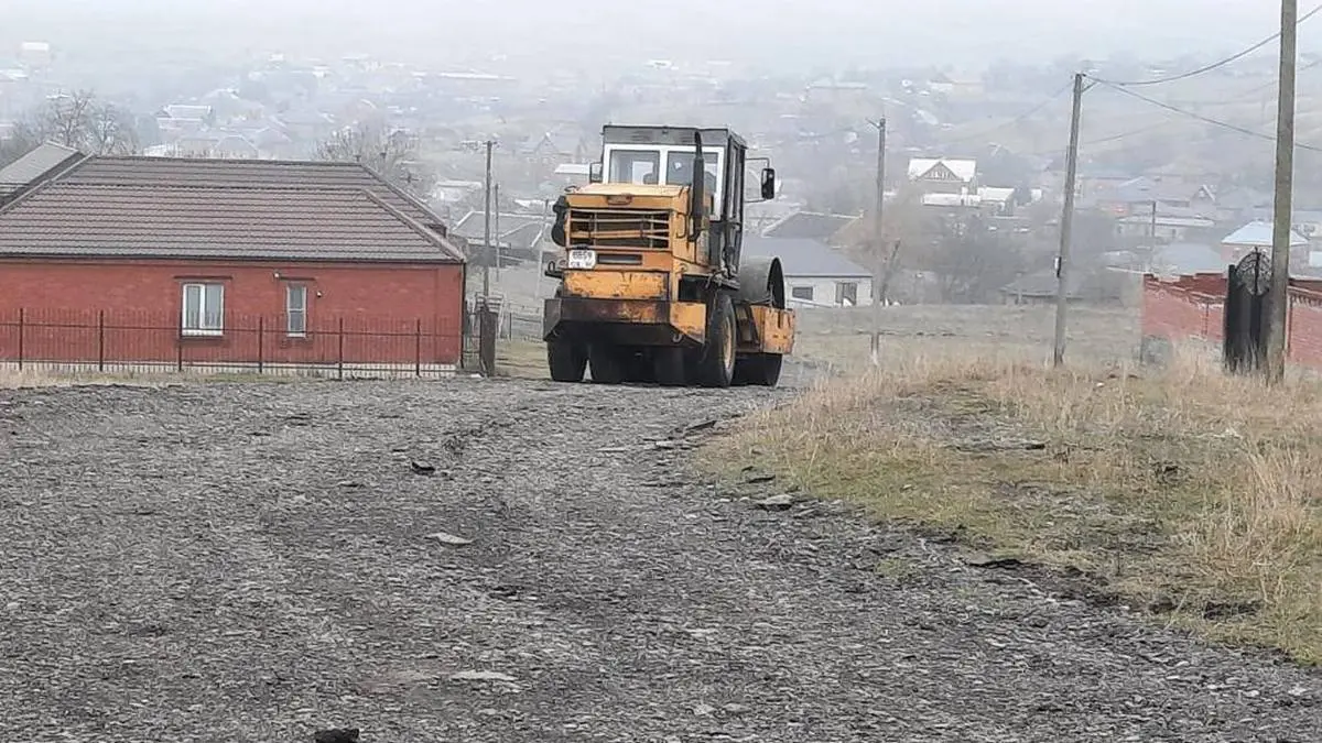 Новости Ингушетии: В Малгобекском районе Ингушетии благоустраивают дорожную сеть