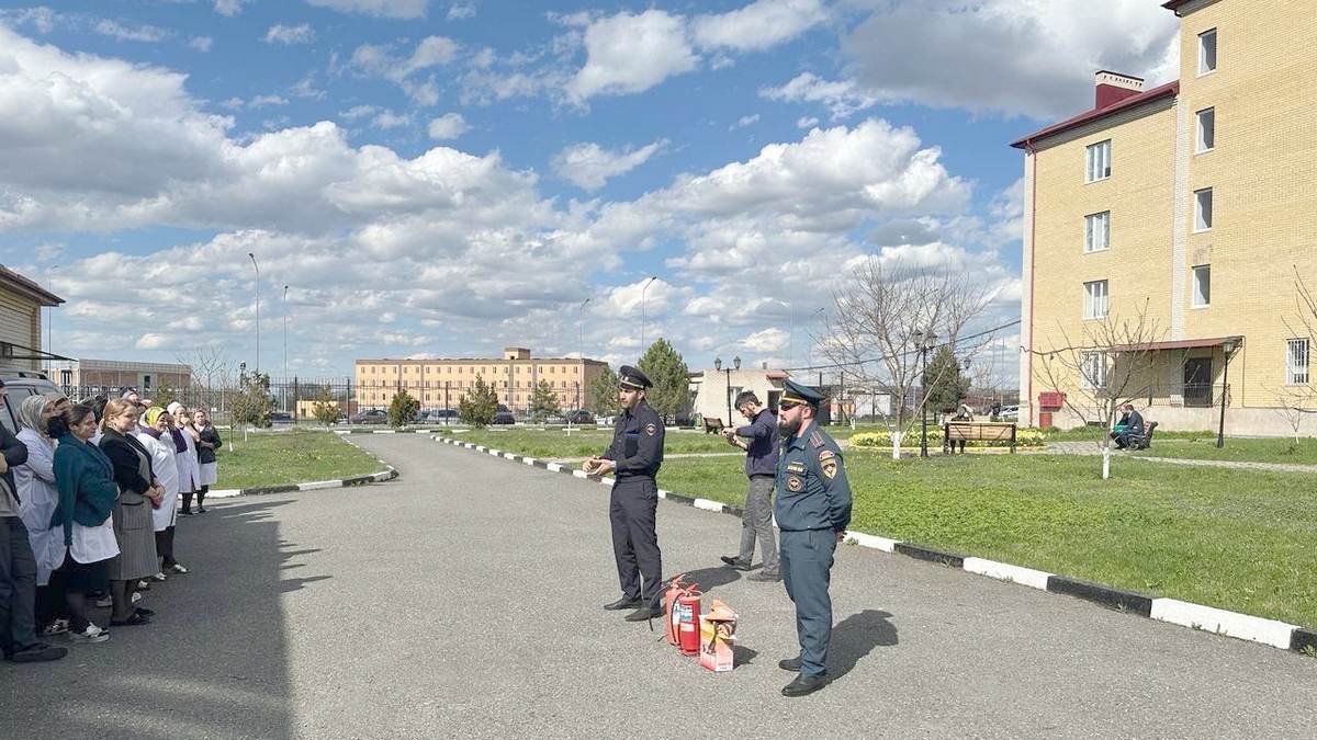 Новости Ингушетии: Сотрудники МЧС Ингушетии провели учения в поликлинике МВД