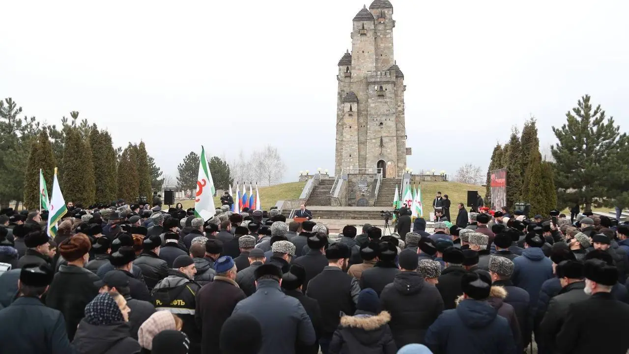 Новости Ингушетии: В Республике Ингушетия тысячи людей почтили память жертв депортации