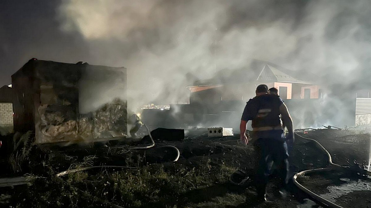 Новости Ингушетии: Пожар на Изумрудной улице в Назрани Ингушетии оперативно  ликвидирован