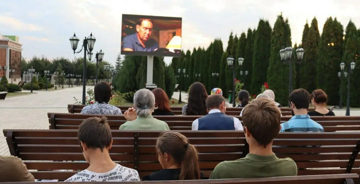 Новости Ингушетии: Жители Ингушетии увидели фильмы финалистов X фестиваля уличного кино
