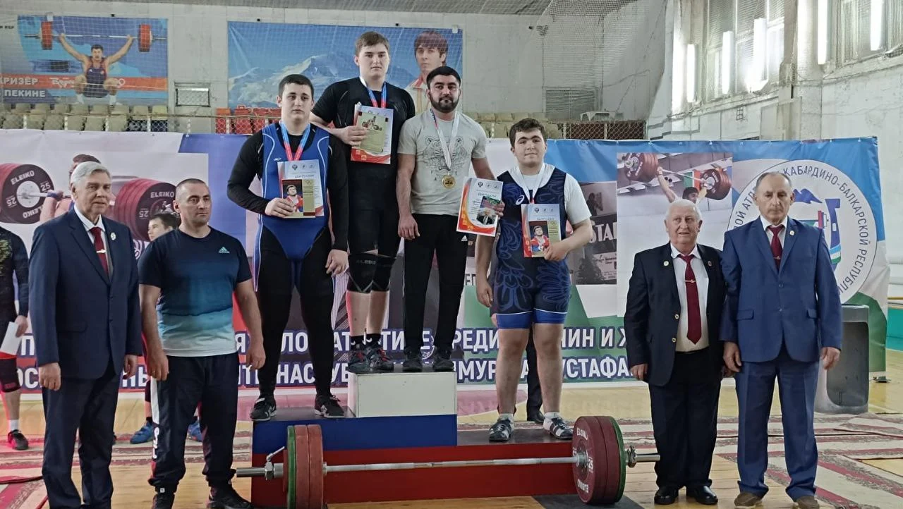 Новости Ингушетии: Тяжелоатлет из Ингушетии завоевал «бронзу» на Первенстве СКФО