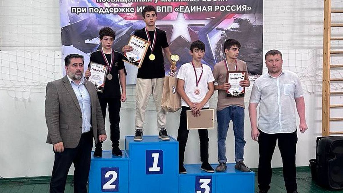 Новости Ингушетии: В Ингушетии наградили победителей  Кубка Главы РИ по вольной борьбе
