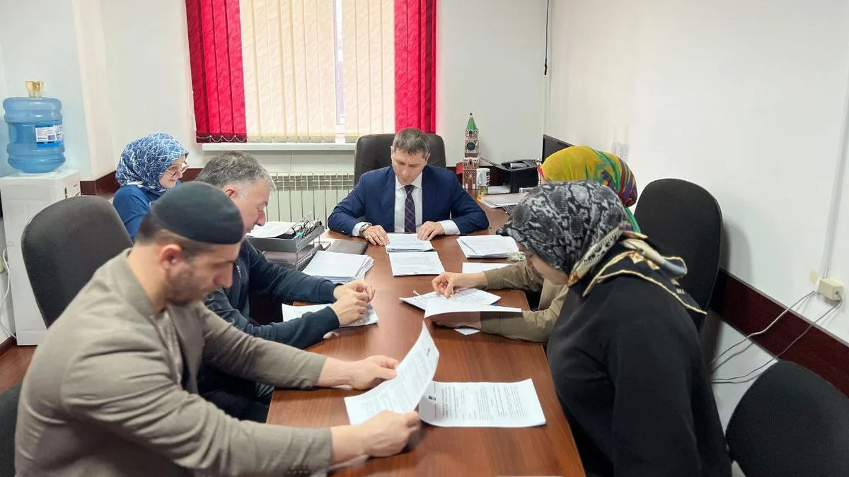 Новости Ингушетии: В Карабулаке Ингушетии 13 семьям оказали адресную материальную помощь