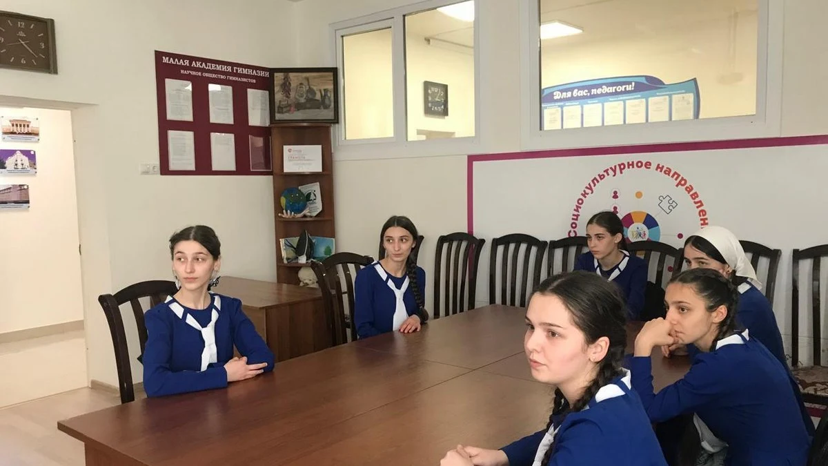 Новости Ингушетии: Учитель года России провел в Али-Юрте Ингушетии обучающее занятие