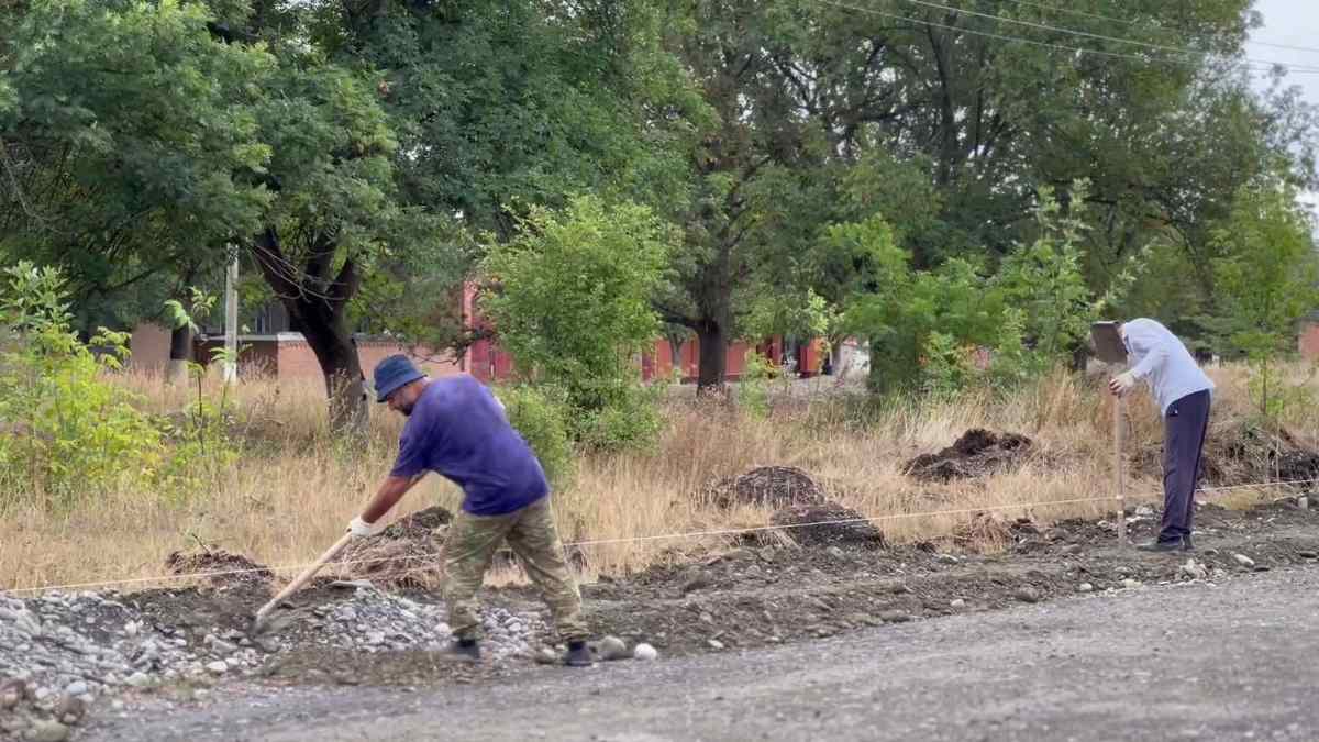 Новости Ингушетии: В Сунже Ингушетии строят парковку и подъездную дорогу к пруду