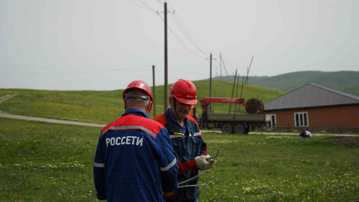 Новости Ингушетии: «Россети Северный Кавказ» повышают надежность электроснабжения двух сел в Ингушетии