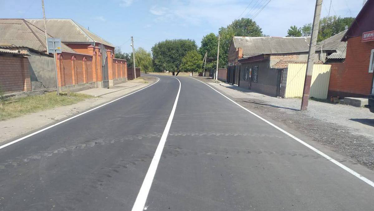 Новости Ингушетии: В Малгобекском районе Ингушетии продолжается ремонт дороги длиной 6,4 км