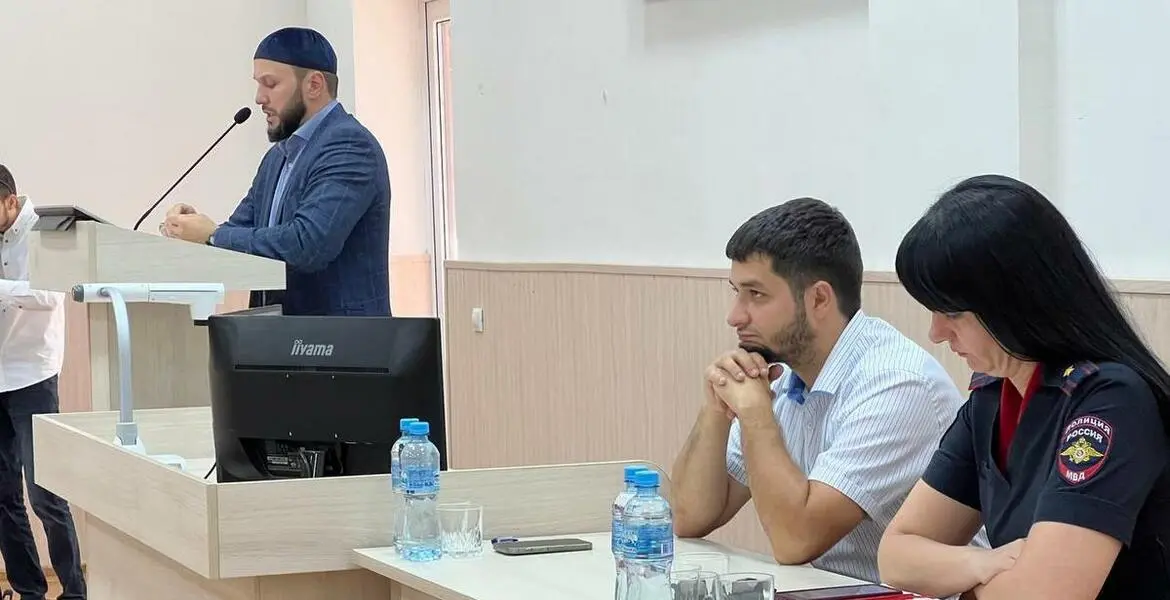 Новости Ингушетии: Студентам Ингушского госуниверситета рассказали об уловках экстремистов
