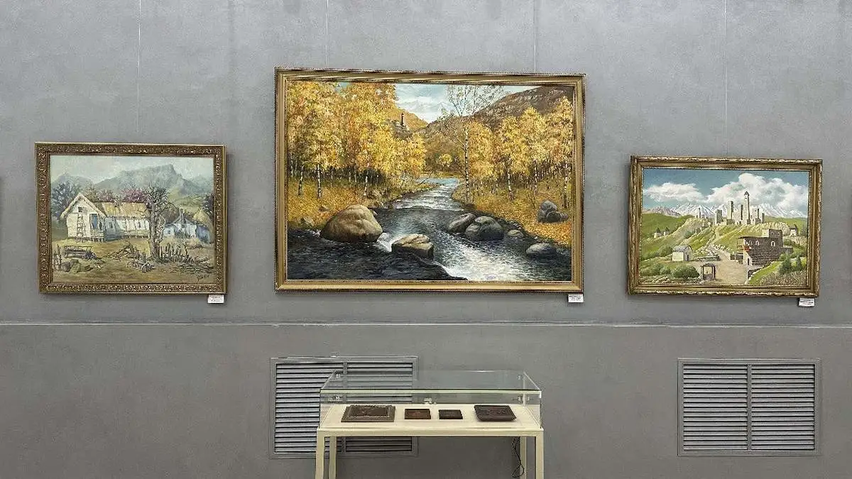 Новости Ингушетии: В музее изобразительных искусств Ингушетии открылась выставка «Калейдоскоп»