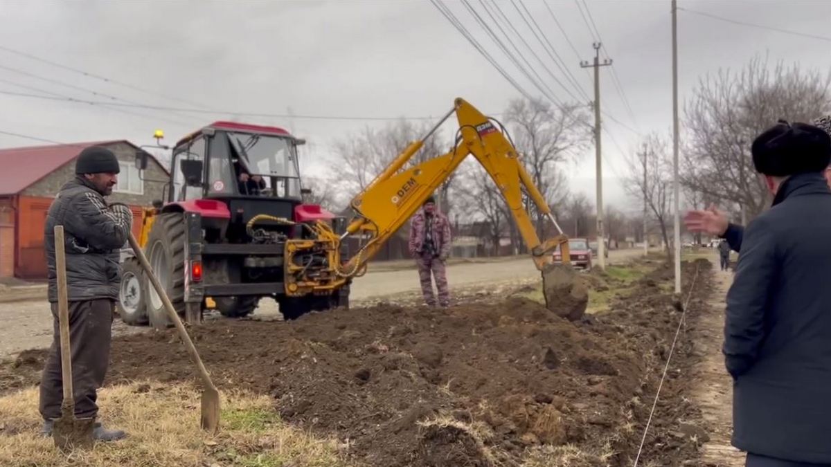 В Сунже Ингушетии меняют ветхий водопровод