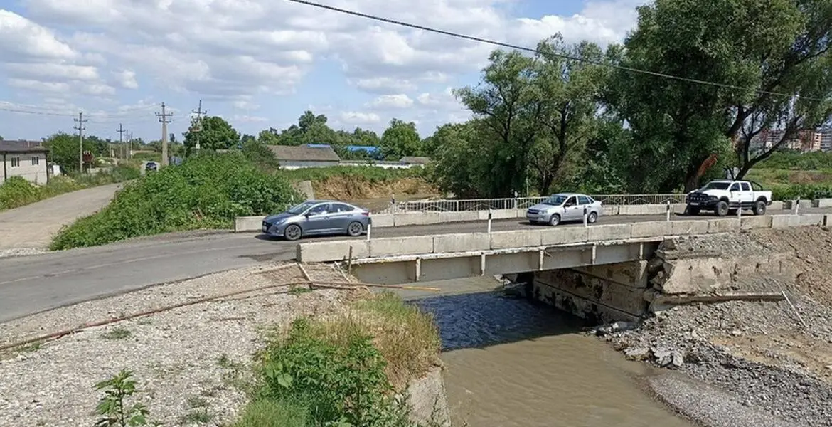Новости Ингушетии: В Карабулаке Ингушетии ведут оперативный ремонт речной переправы