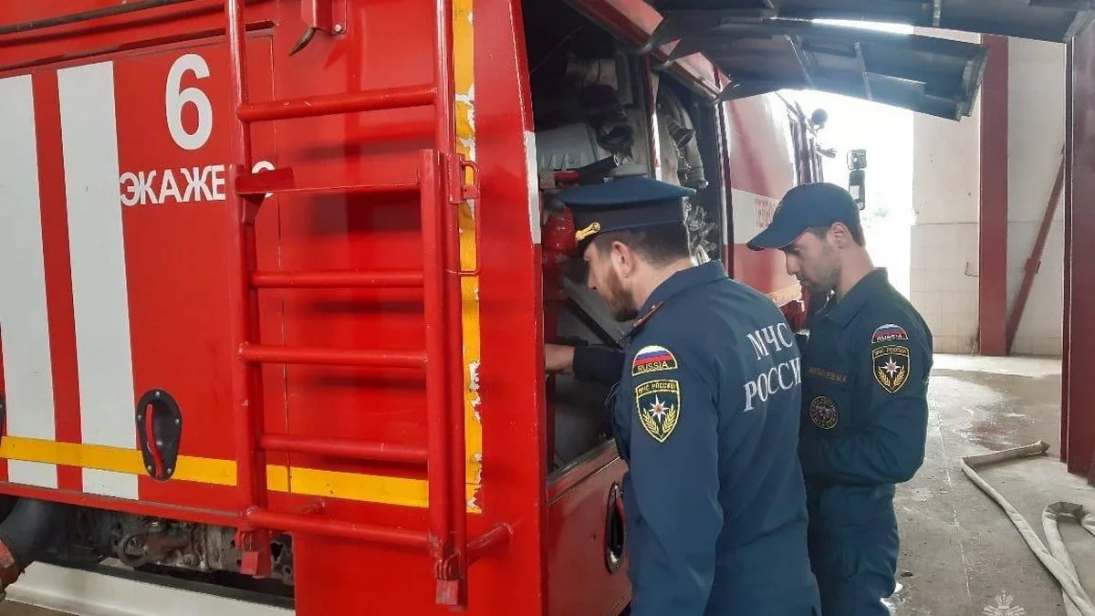 Новости Ингушетии: Пожарные Назрани Ингушетии отработали навыки несения службы ночью