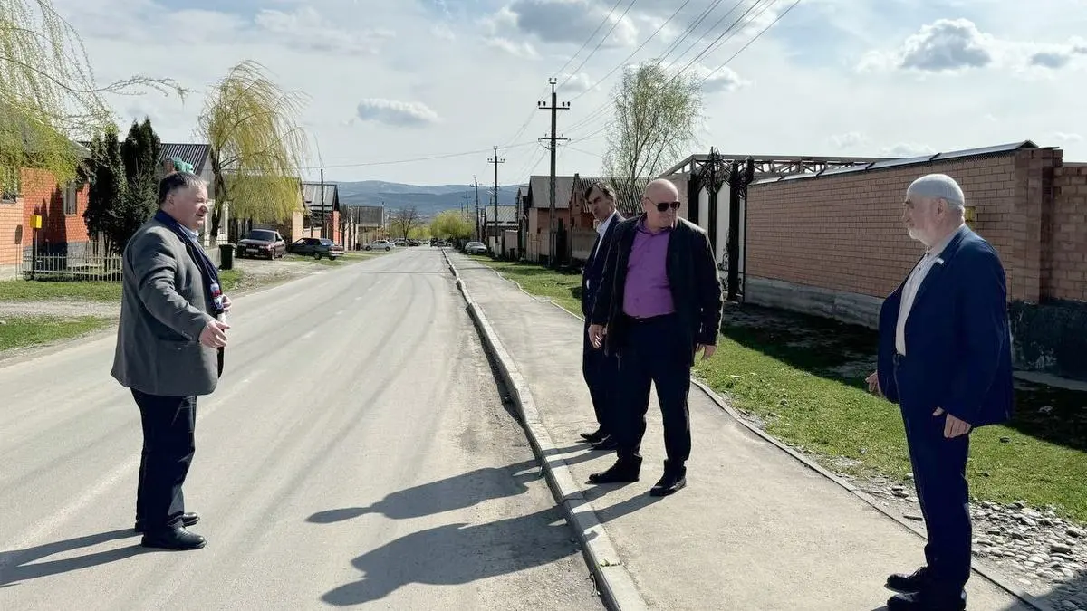 Новости Ингушетии: Единороссы оценили благоустройство улицы в Малгобеке Ингушетии