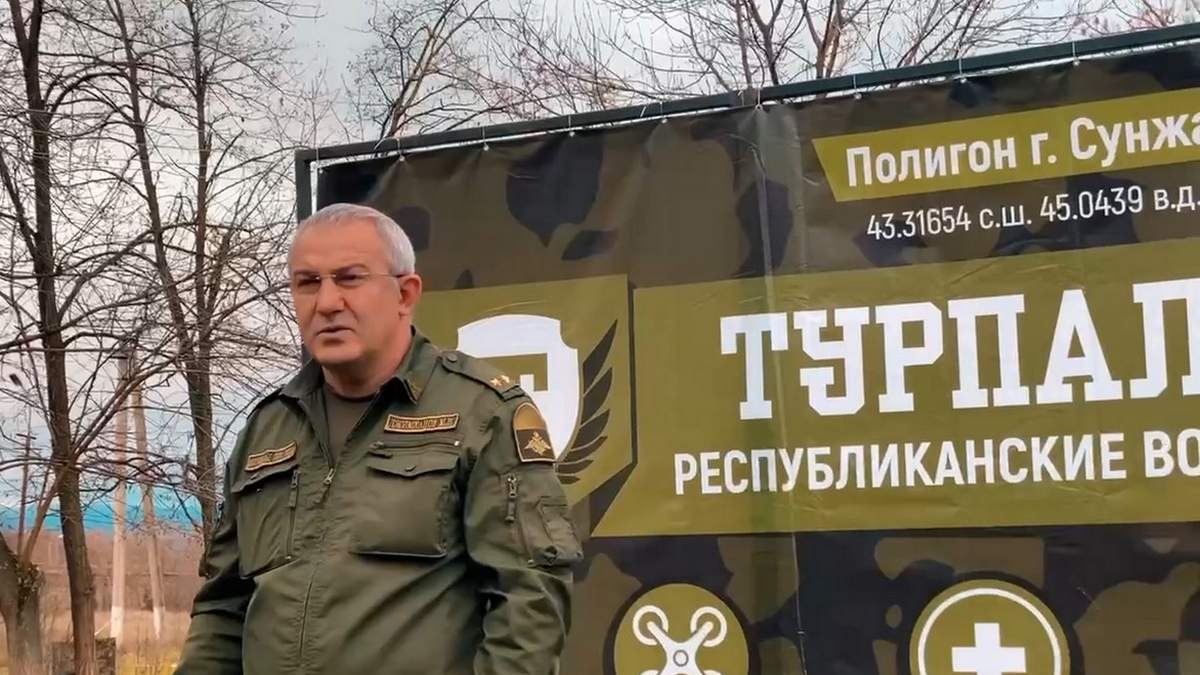 Новости Ингушетии: В Ингушетии военком побеседовал с резидентами игры «Турпалхо»