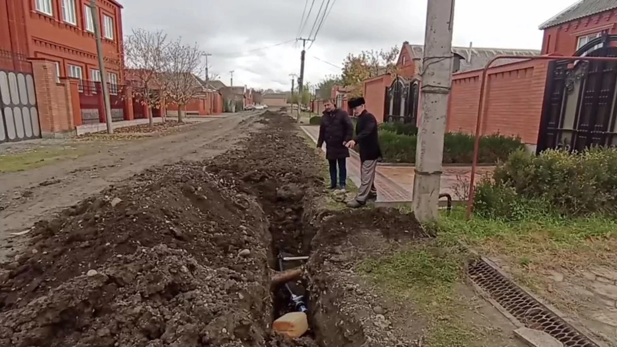 Новости Ингушетии: Новый водопровод проложили в Карабулаке Ингушетии по просьбе горожан