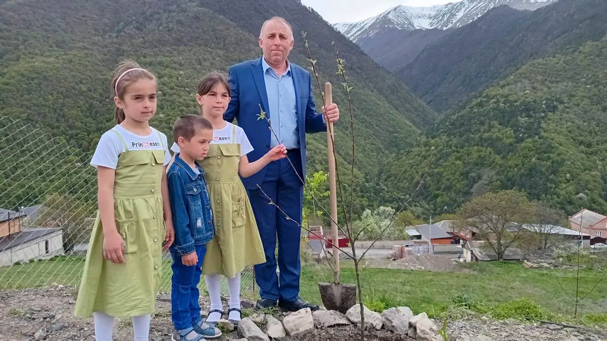 Новости Ингушетии: В Джейрахском районе Ингушетии заложили «Сад памяти»