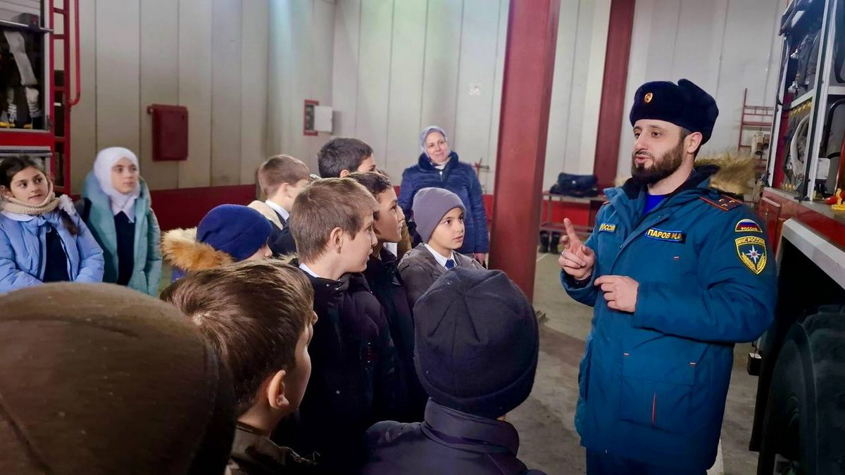 В Ингушетии в пожарно-спасательной части прошел день открытых дверей