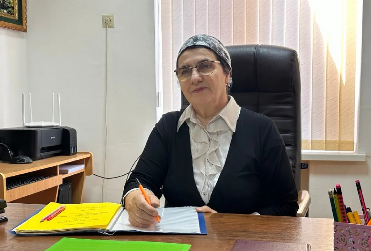 Новости Ингушетии: 45 лет отдала любимому делу учитель из Ингушетии Марет Картоева
