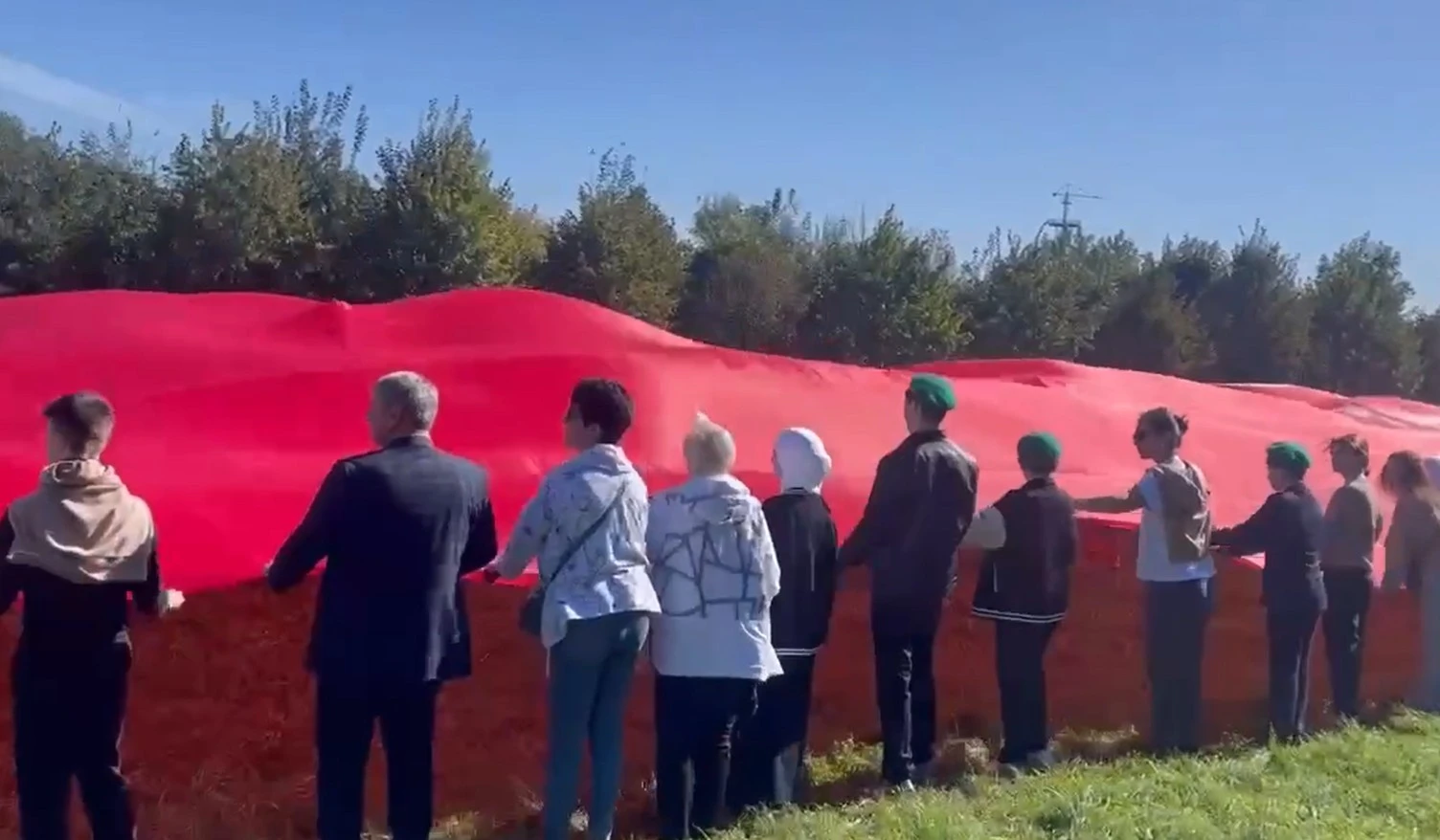 Новости Ингушетии: В Ингушетии сегодня развернули самое большое в мире Знамя Победы
