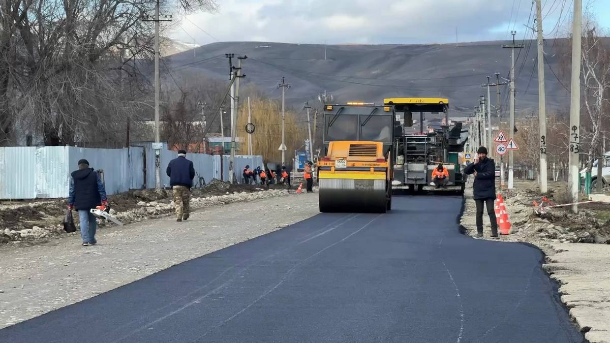 Новости Ингушетии: В Сунже начали асфальтировать улицу Плиева