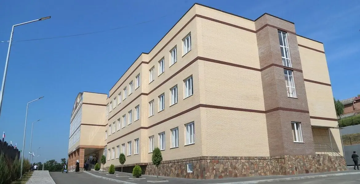 Новости Ингушетии: В Долаково Ингушетии открыли трехэтажную многоместную школу