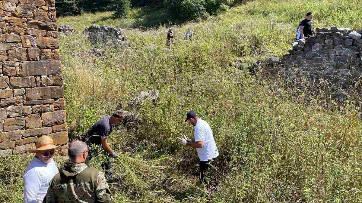 В Ингушетии в башенном комплексе «Коки» проведен субботник