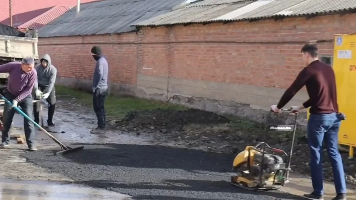 Новости Ингушетии: В Назрани Ингушетии начаты работы по ямочному ремонту