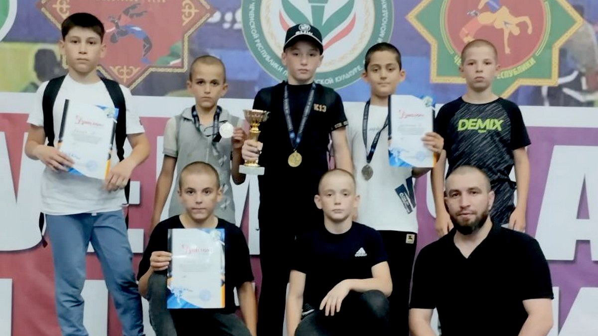 Новости Ингушетии: Юные борцы из Ингушетии выступили на турнире в Чеченской Республике