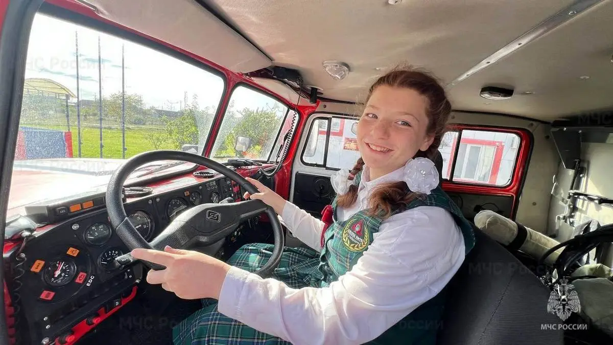 Новости Ингушетии: Пожарные Ингушетии устроили школьникам приятный сюрприз