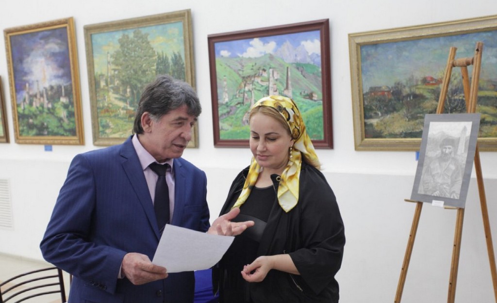 Новости Ингушетии: Государственный музей изобразительных искусств Республики Ингушетия принимает поздравления