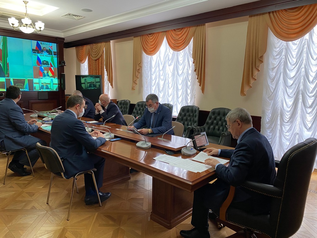 Новости Ингушетии: В субъектах СКФО реализуется 327 региональных проектов