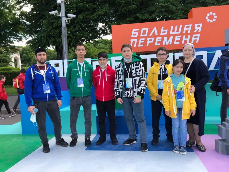 Школьники из Ингушетии вместе со своими педагогами приняли участие во Всероссийском фестивале «Большая перемена»