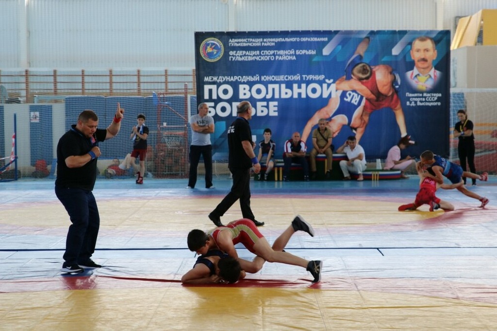 Новости Ингушетии: Молодые борцы из Малгобека завоевали шесть медалей на Международном турнире