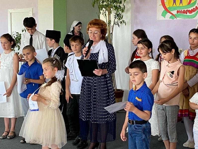 Новости Ингушетии: Сотрудники Республиканского Дома народного творчества побывали в гостях у детей-инвалидов