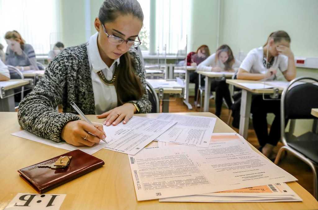 Первые экзамены ЕГЭ — 2021 прошли в Ингушетии в штатном режиме