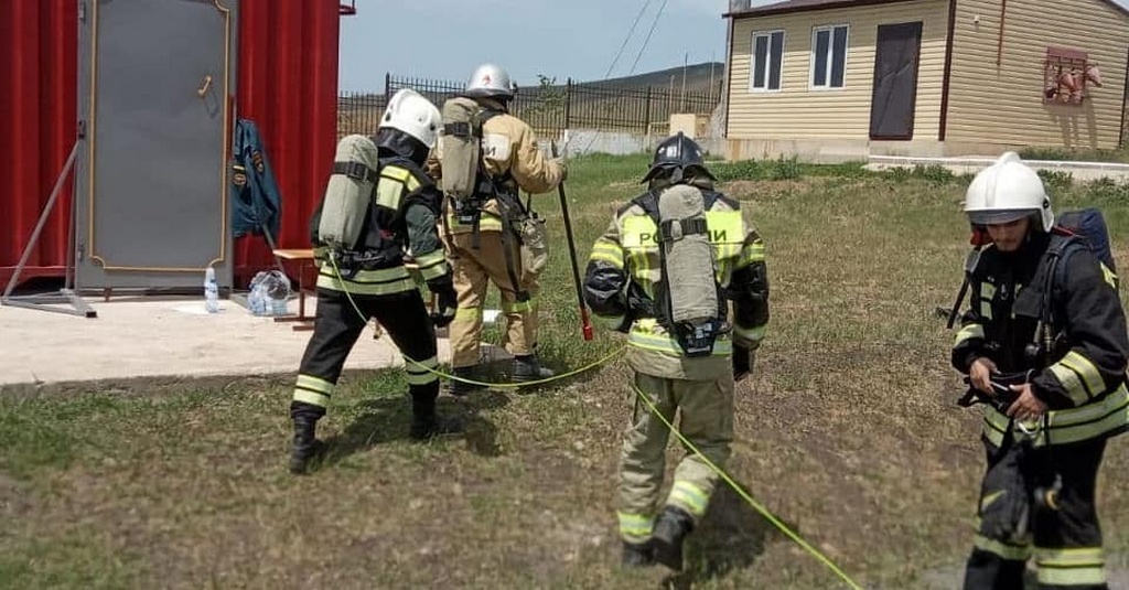Новости Ингушетии: Пожарные Ингушетии продемонстрировали умение работать в команде