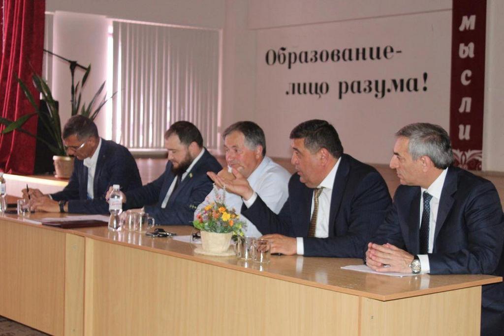 Новости Ингушетии: Депутаты-единороссы встретились с жителями Малгобека