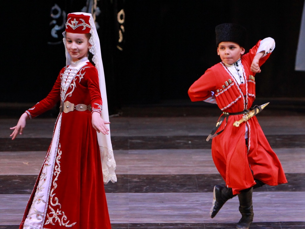 Новости Ингушетии: Ансамбль «Сийг» из Ингушетии выступит на «Революции искусств»