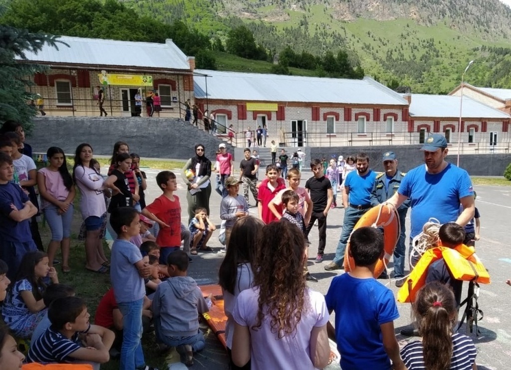 Новости Ингушетии: Ингушские спасатели продолжают профилактическую работу с детьми