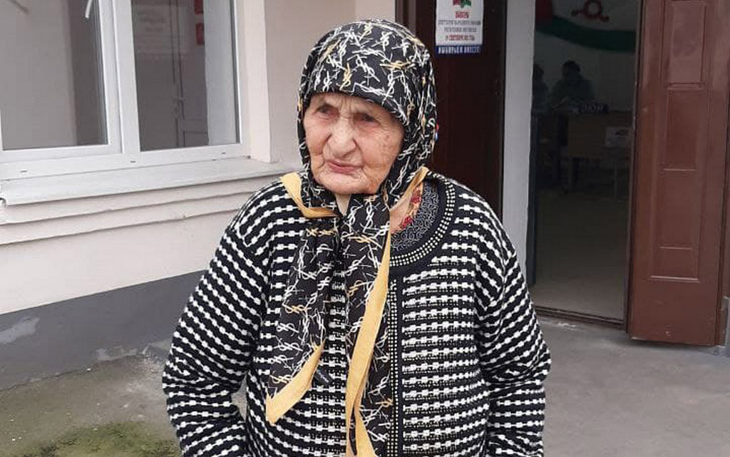 97- летняя жительница Ингушетии приняла участие в выборах