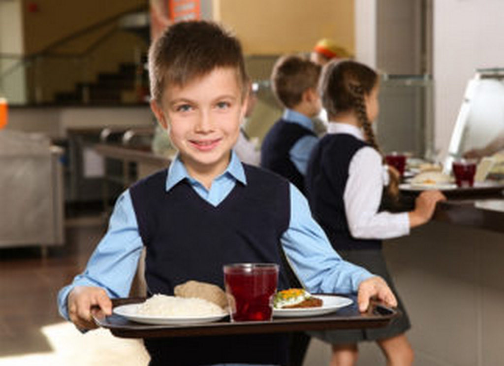 Новости Ингушетии: Горячее питание для школьников остается под контролем руководства