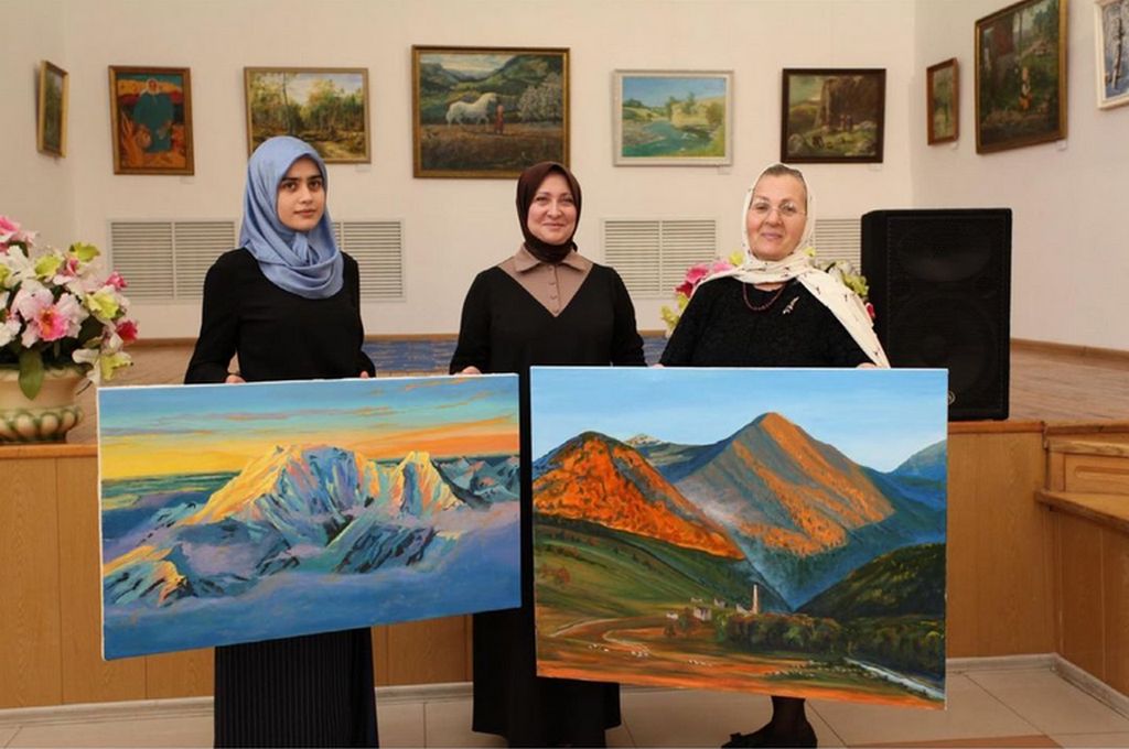 Новости Ингушетии: Фонды Государственного музея изобразительных искусств Ингушетии пополнились новыми произведениями живописи