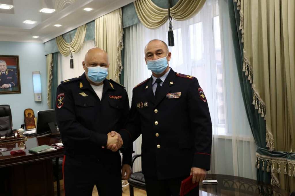 Новости Ингушетии: Старшие офицеры полиции Ингушетии отмечены высшими ведомственными знаками отличия МВД России