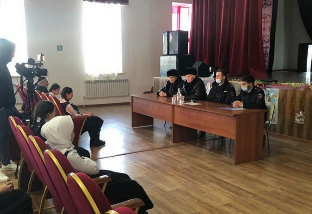 Новости Ингушетии: В Ингушетии продолжаются мероприятия по профилактике противодействию экстремизма