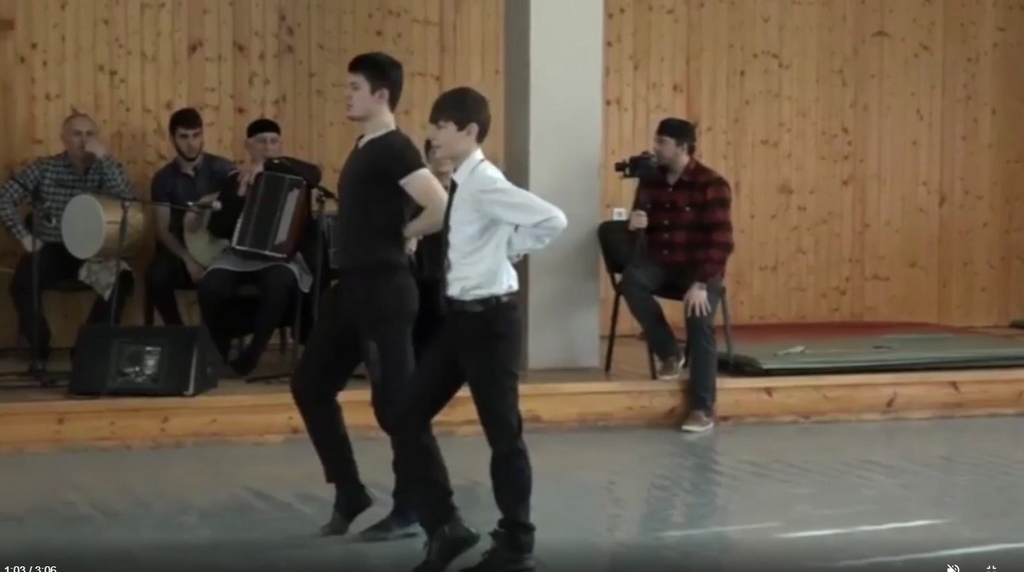 Новости Ингушетии: Артисты Госансамбля «Ингушетия» провели мастер-класс для школьников Назрани