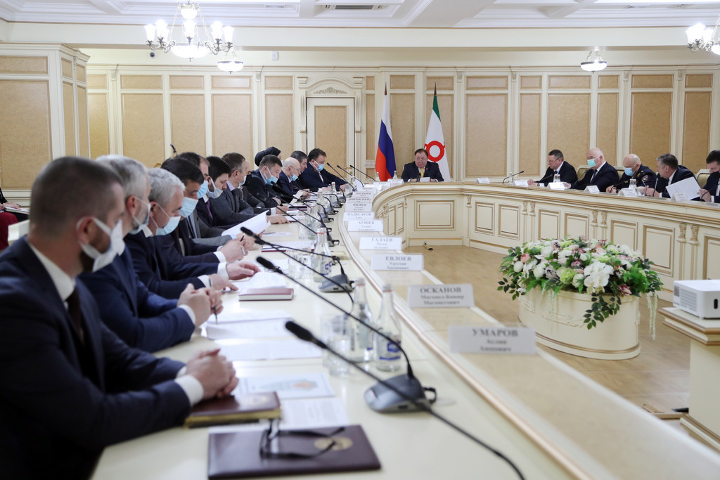 Новости Ингушетии: Глава Ингушетии провел заседание Антитеррористической комиссии