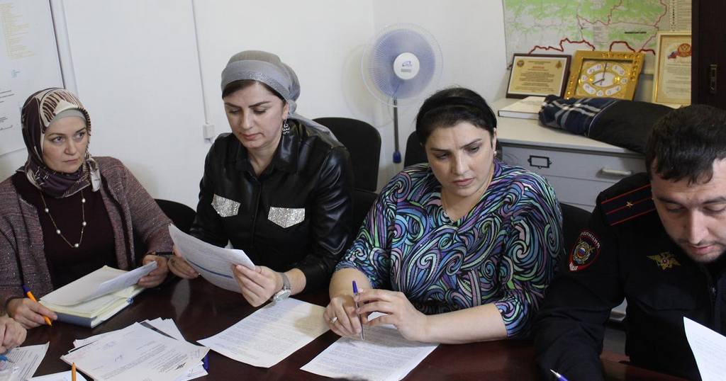 Новости Ингушетии: В Малгобеке изучают вопросы, связанные с нарушением прав несовершеннолетних