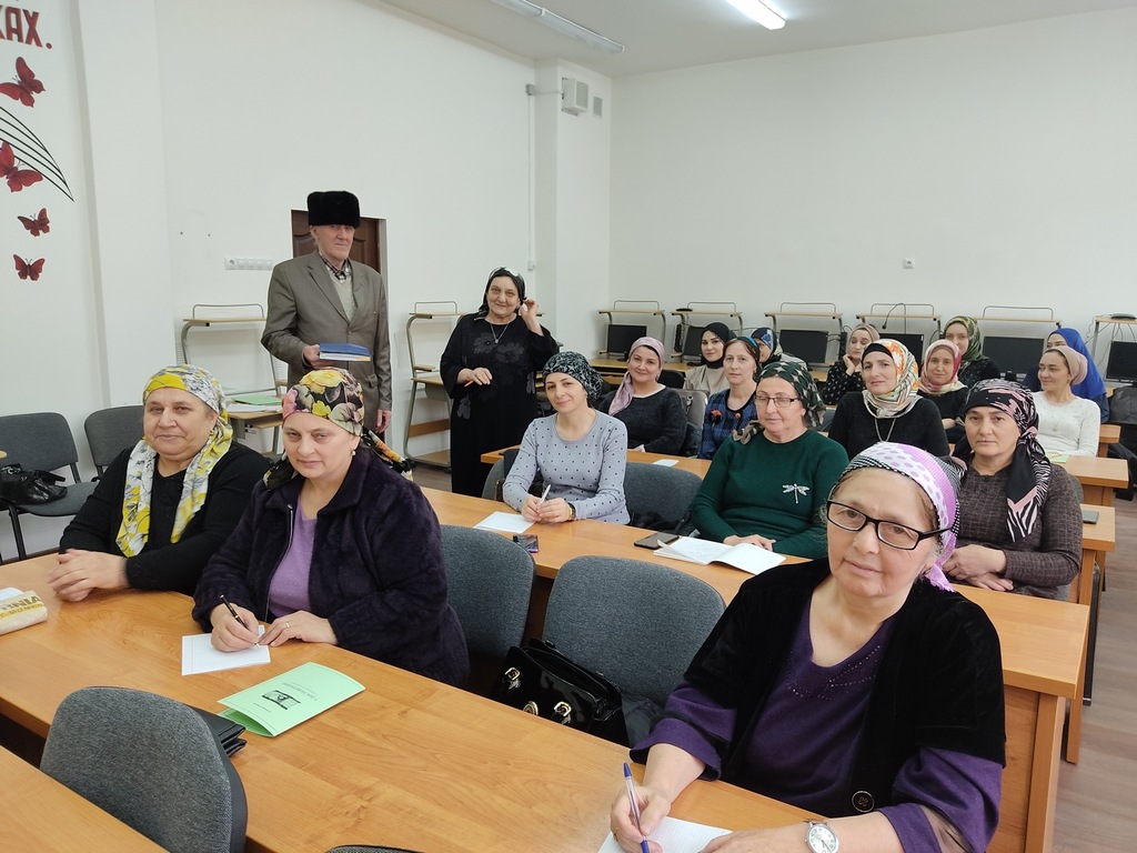 Новости Ингушетии: Известный ингушский этнограф принял участие в семинаре, посвященном качеству преподавания родного языка и литературы