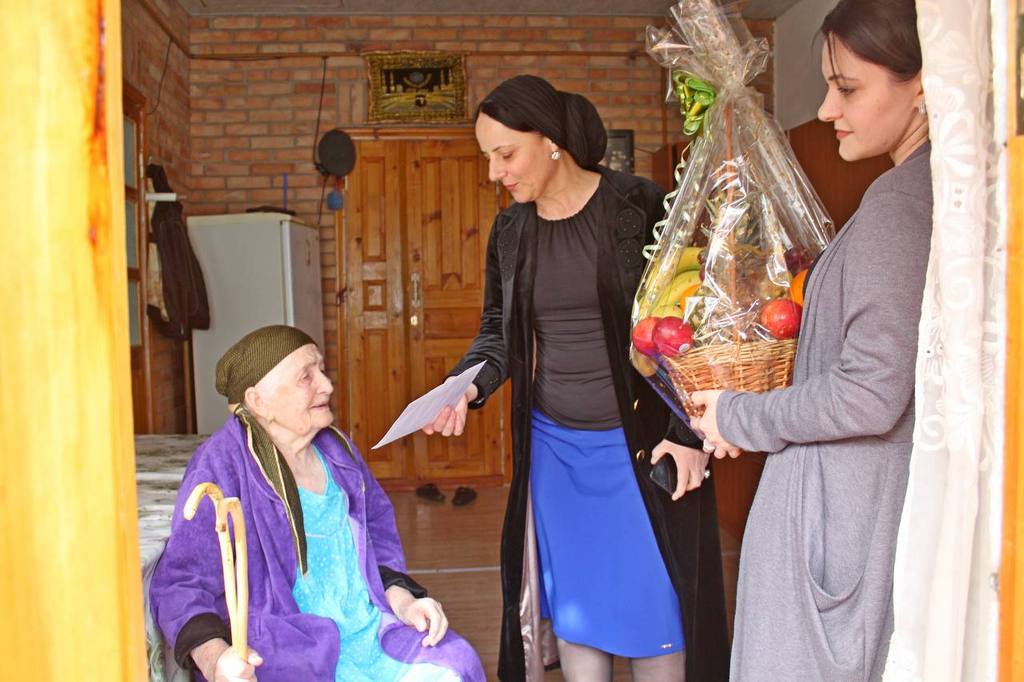 Новости Ингушетии: 90-летняя труженица тыла из Малгобека получила поздравление с юбилеем от Владимира Путина